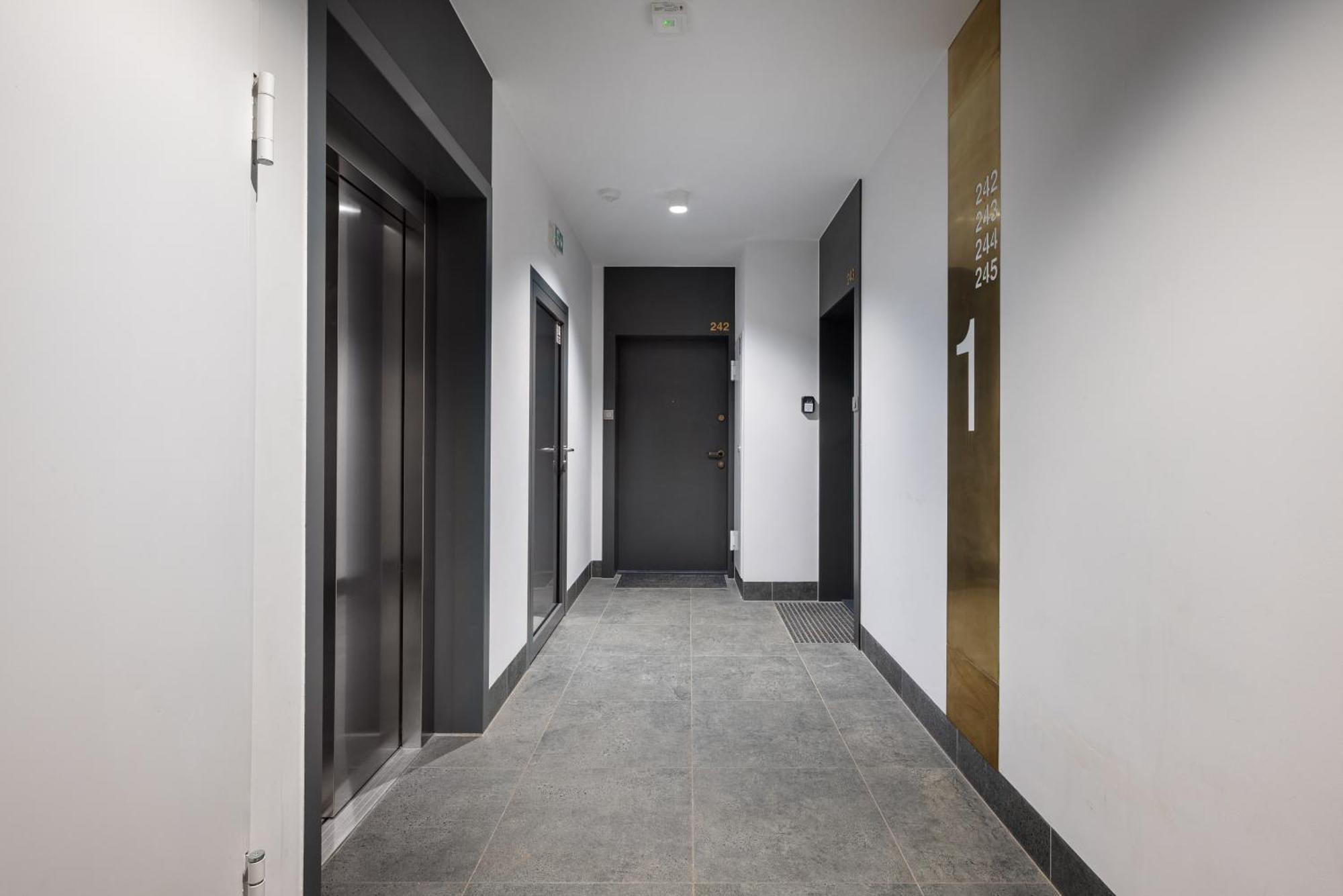 High Wilanow Modern Apartment Varşova Dış mekan fotoğraf
